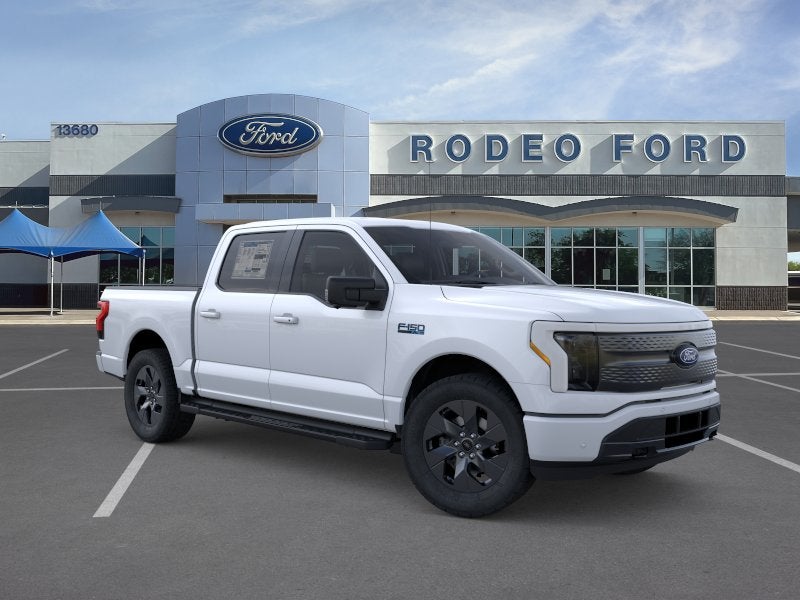 2025 Ford F-150 Lightning Flash™