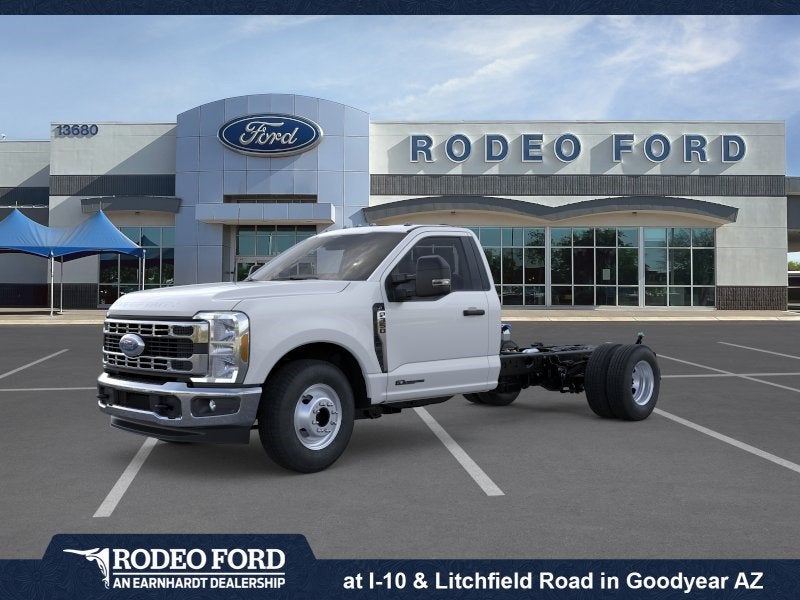 2026 Ford Super Duty F-350 DRW XL