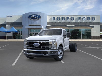 2026 Ford Super Duty F-350 DRW XL