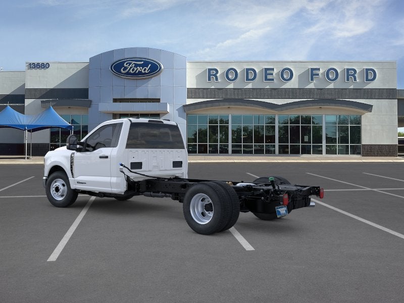 2026 Ford Super Duty F-350 DRW XL