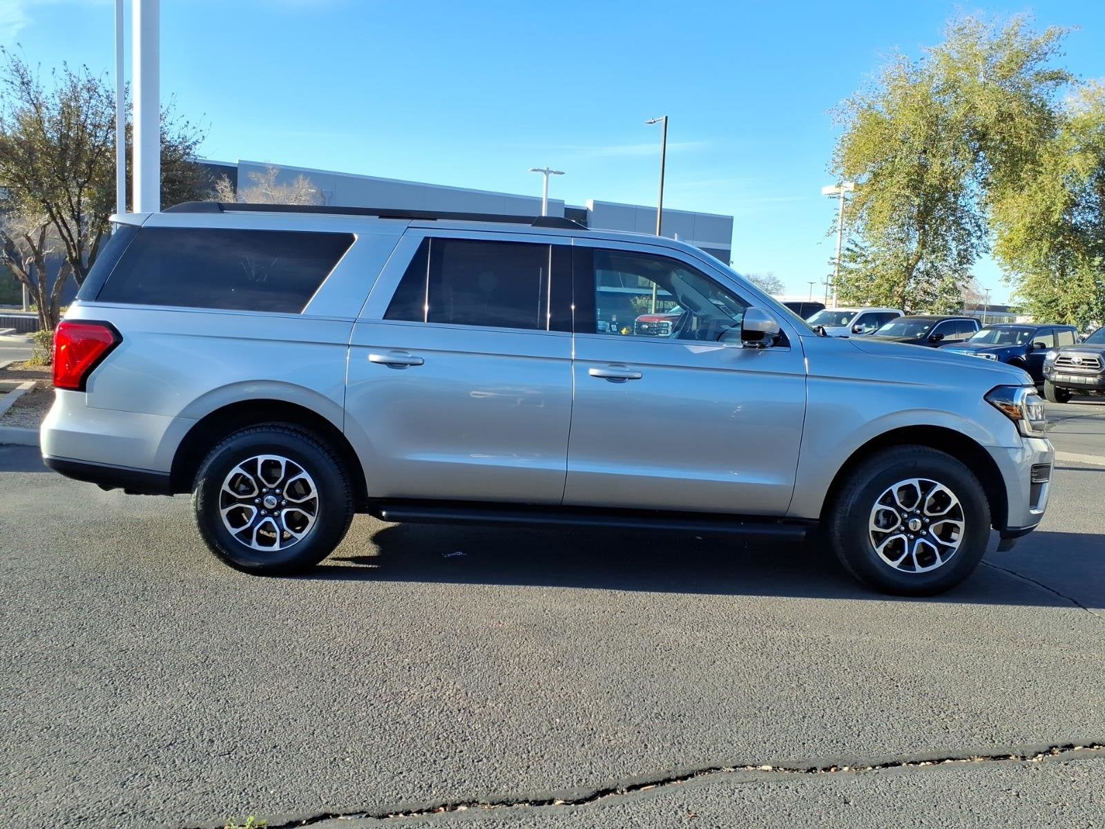 2024 Ford Expedition Max XLT