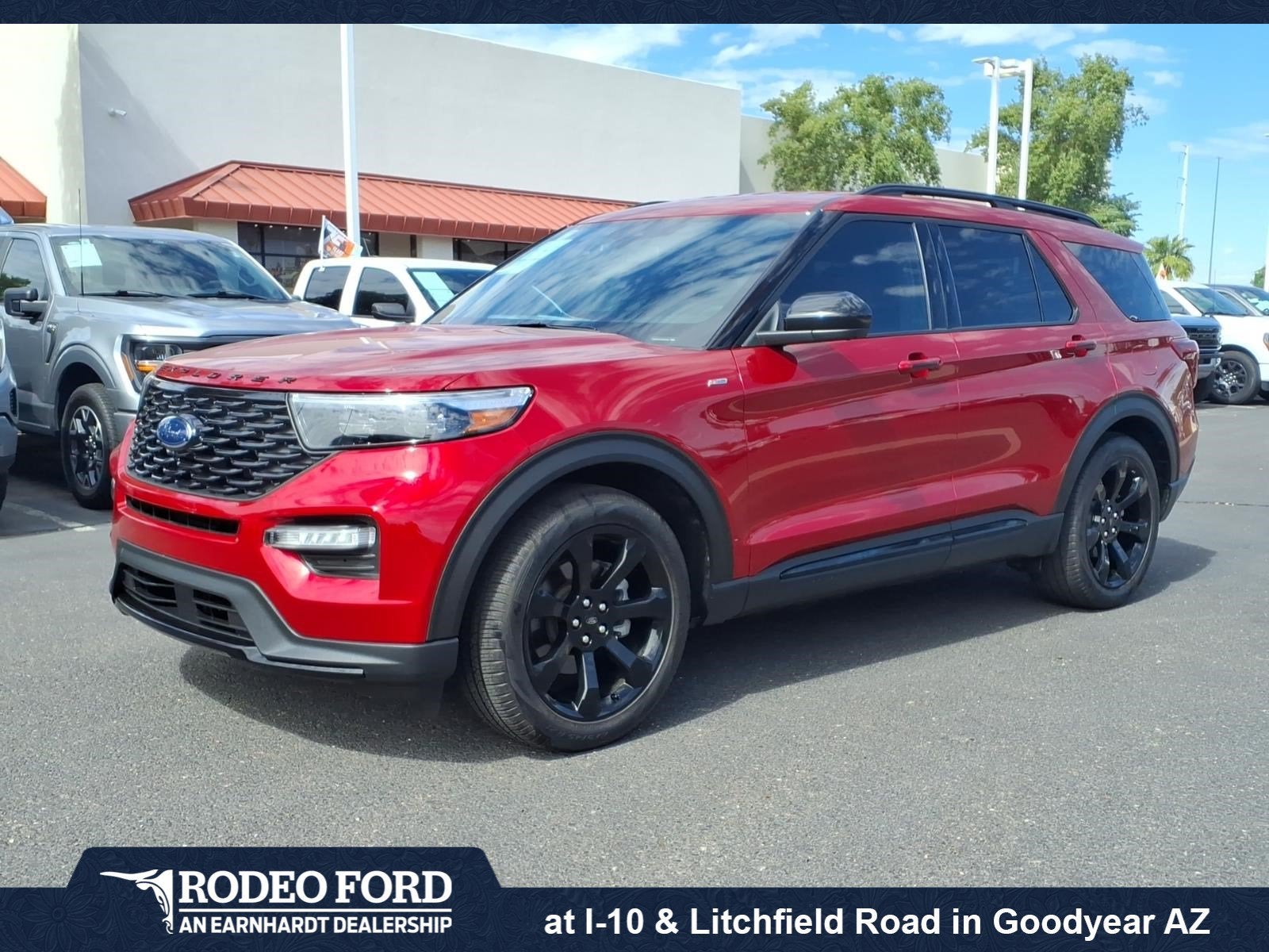 2023 Ford Explorer ST-Line