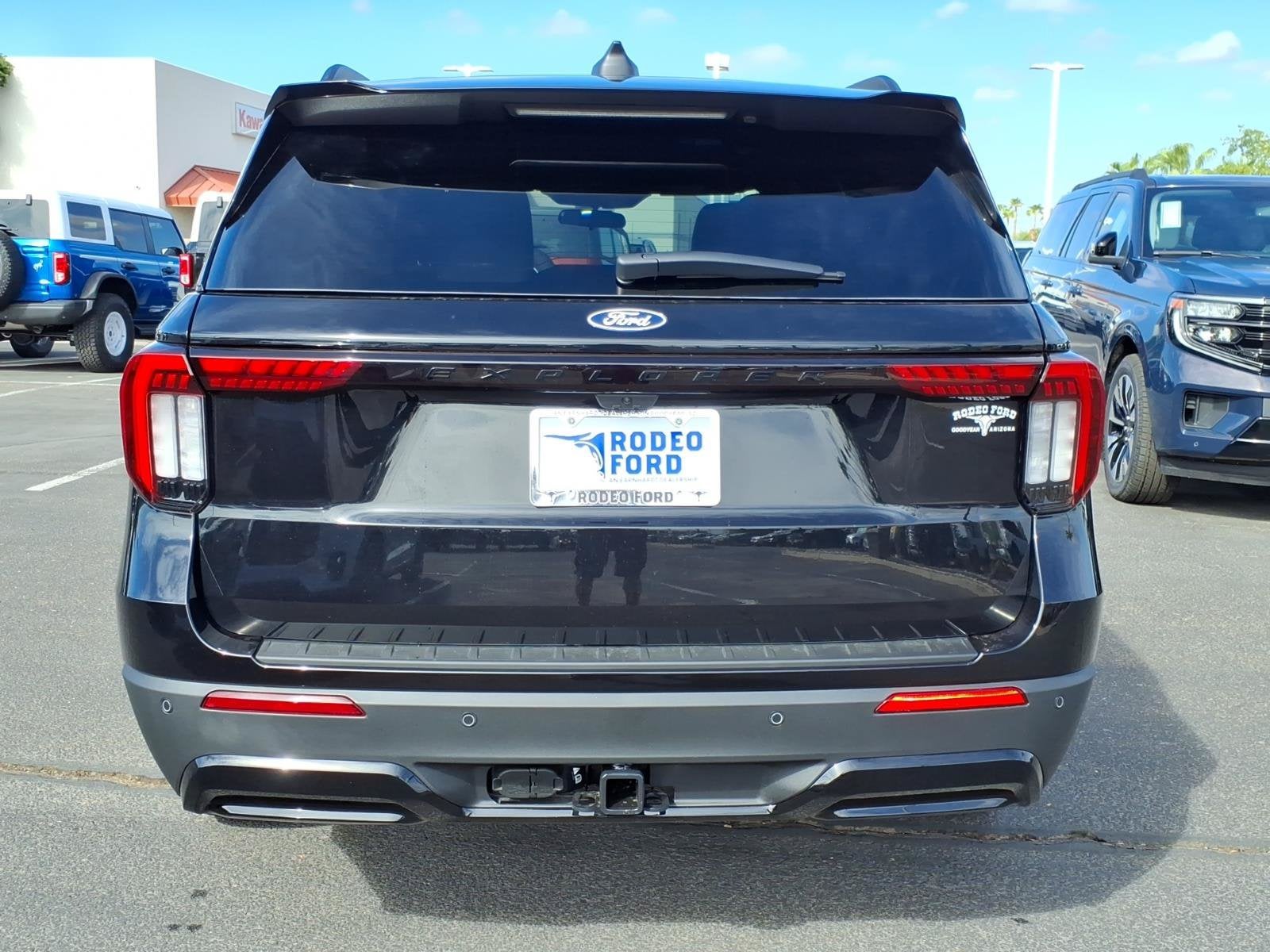 2027 Ford Explorer ST-Line