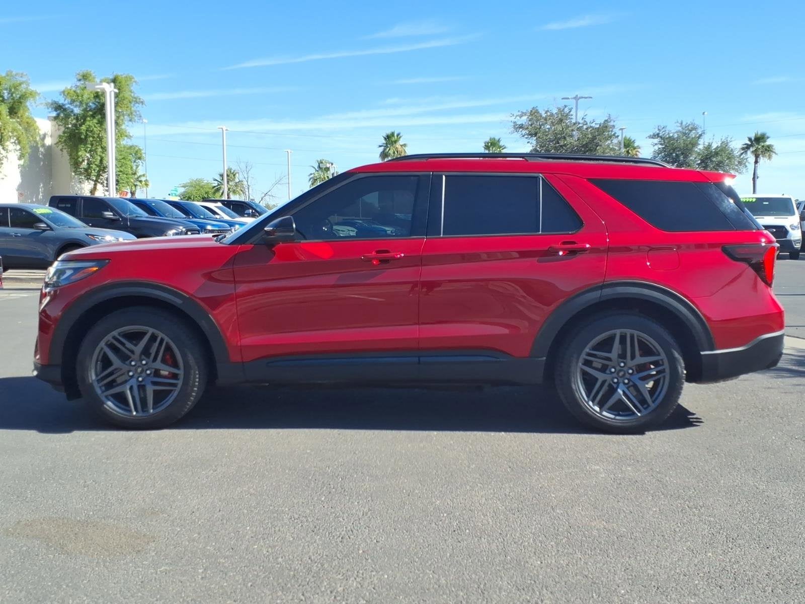 2025 Ford Explorer ST