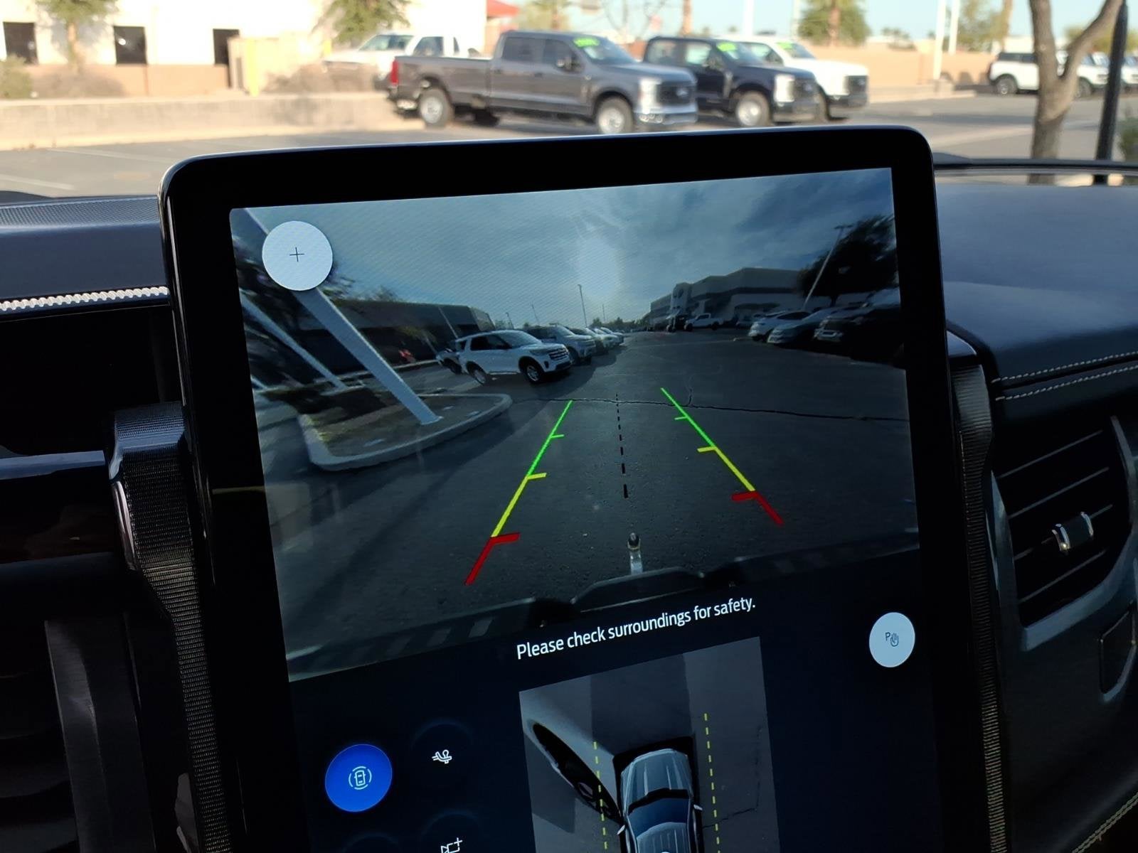 2025 Ford F-150 Lightning Platinum