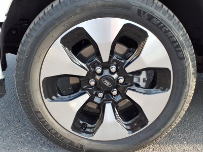 2025 Ford F-150 Lightning Platinum