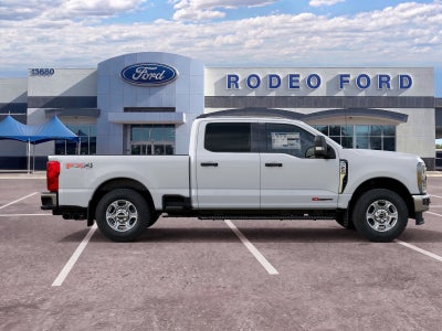 2027 Ford Super Duty F-250 SRW XLT