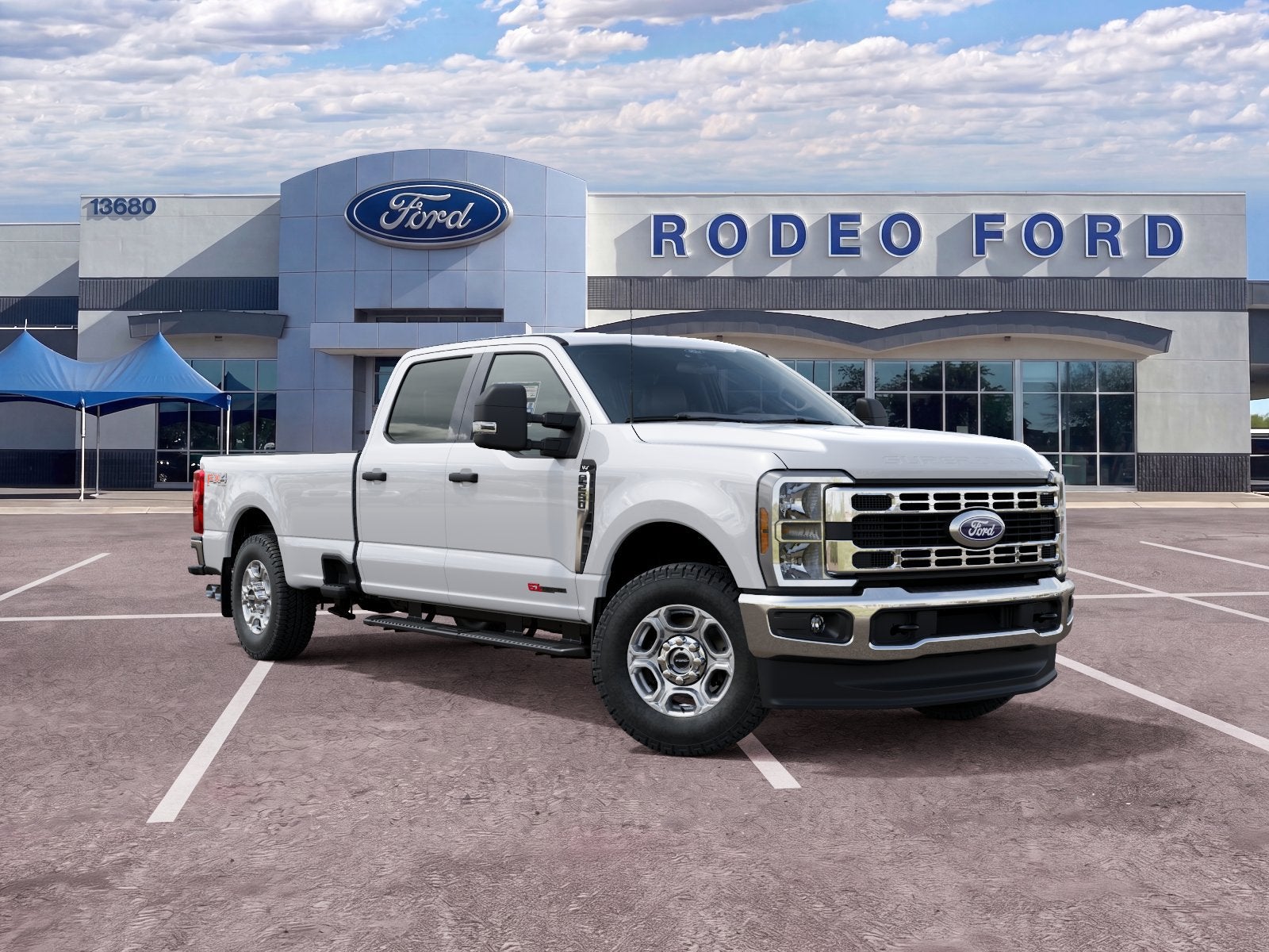 2027 Ford Super Duty F-250 SRW XLT