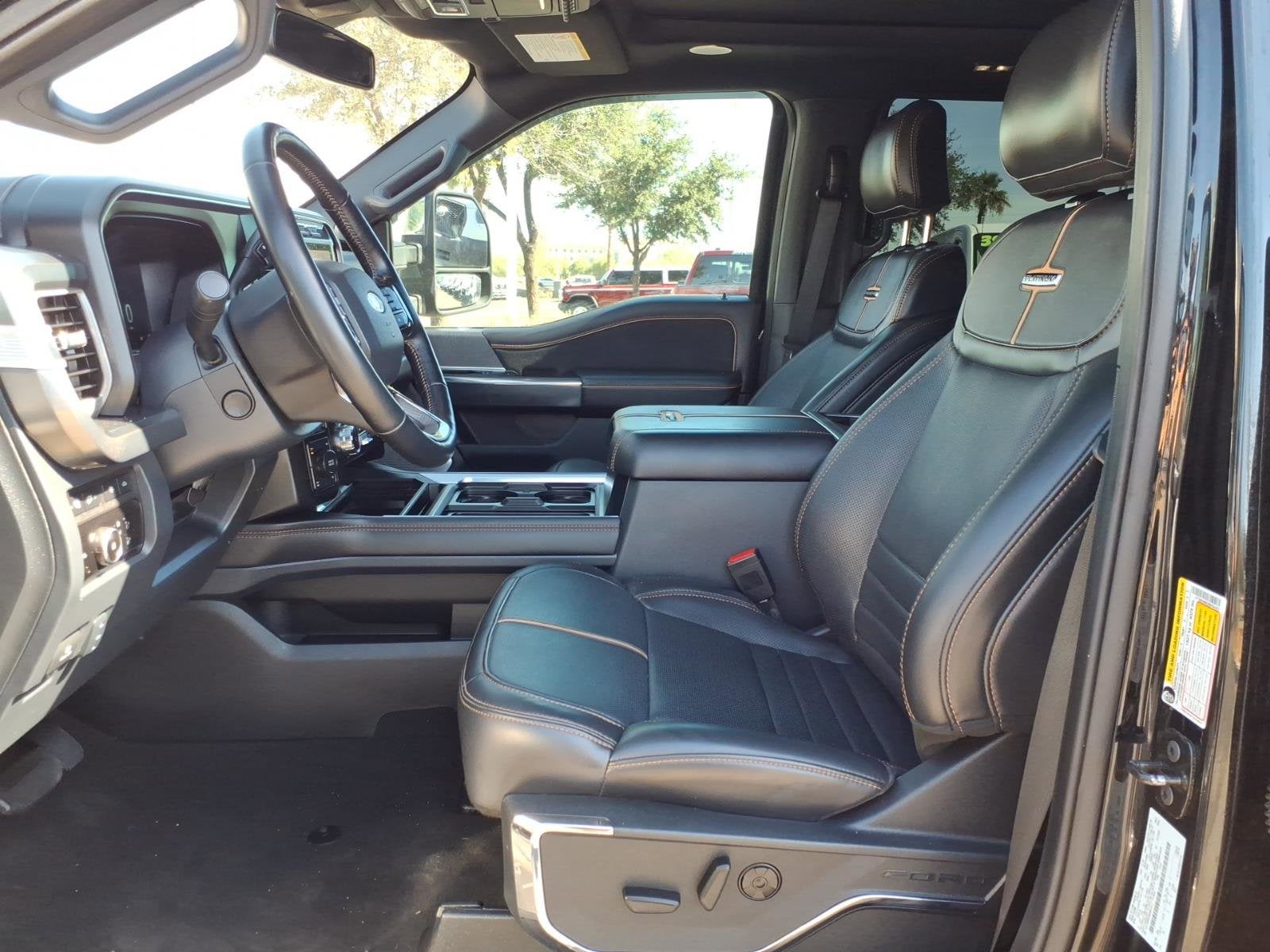 2024 Ford Super Duty F-350 SRW Platinum