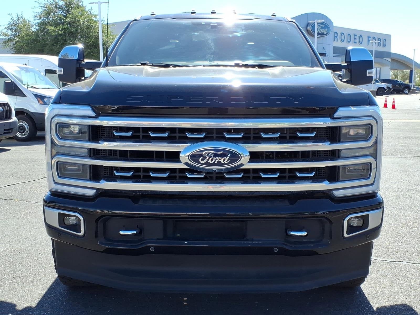 2024 Ford Super Duty F-350 SRW Platinum