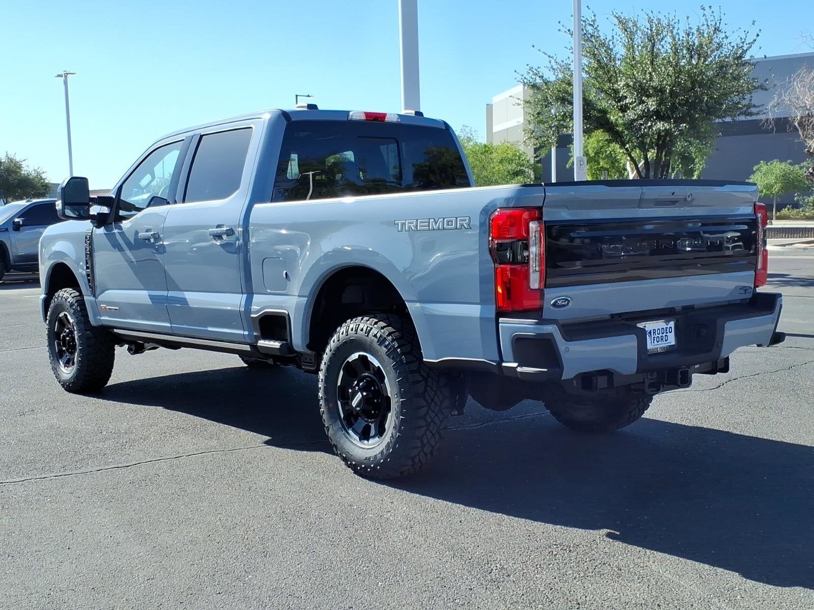 2026 Ford Super Duty F-350 SRW Platinum