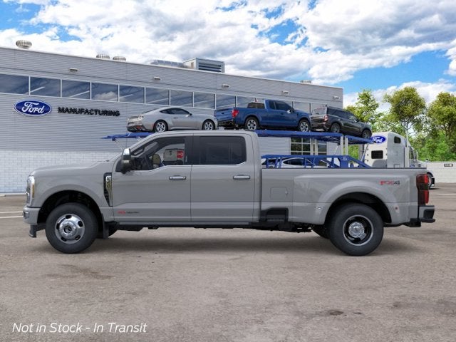 2026 Ford Super Duty F-350 DRW Platinum