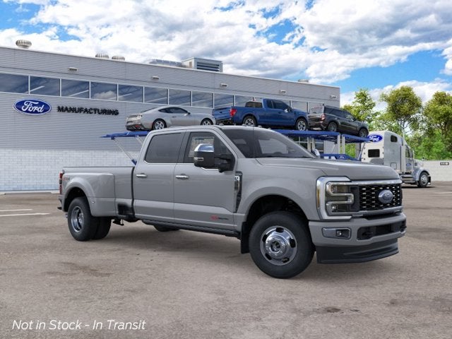 2026 Ford Super Duty F-350 DRW Platinum