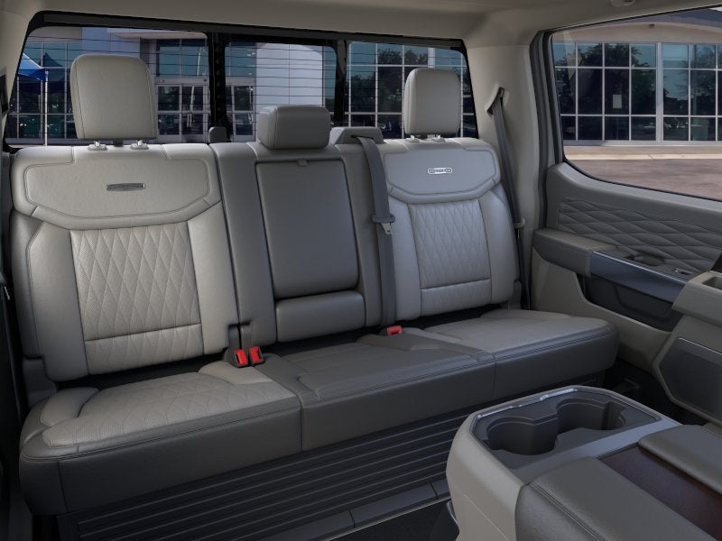 2026 Ford Super Duty F-350 DRW Platinum