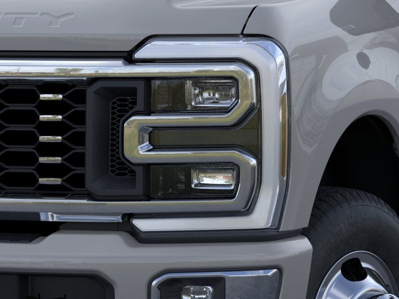 2026 Ford Super Duty F-350 DRW Platinum