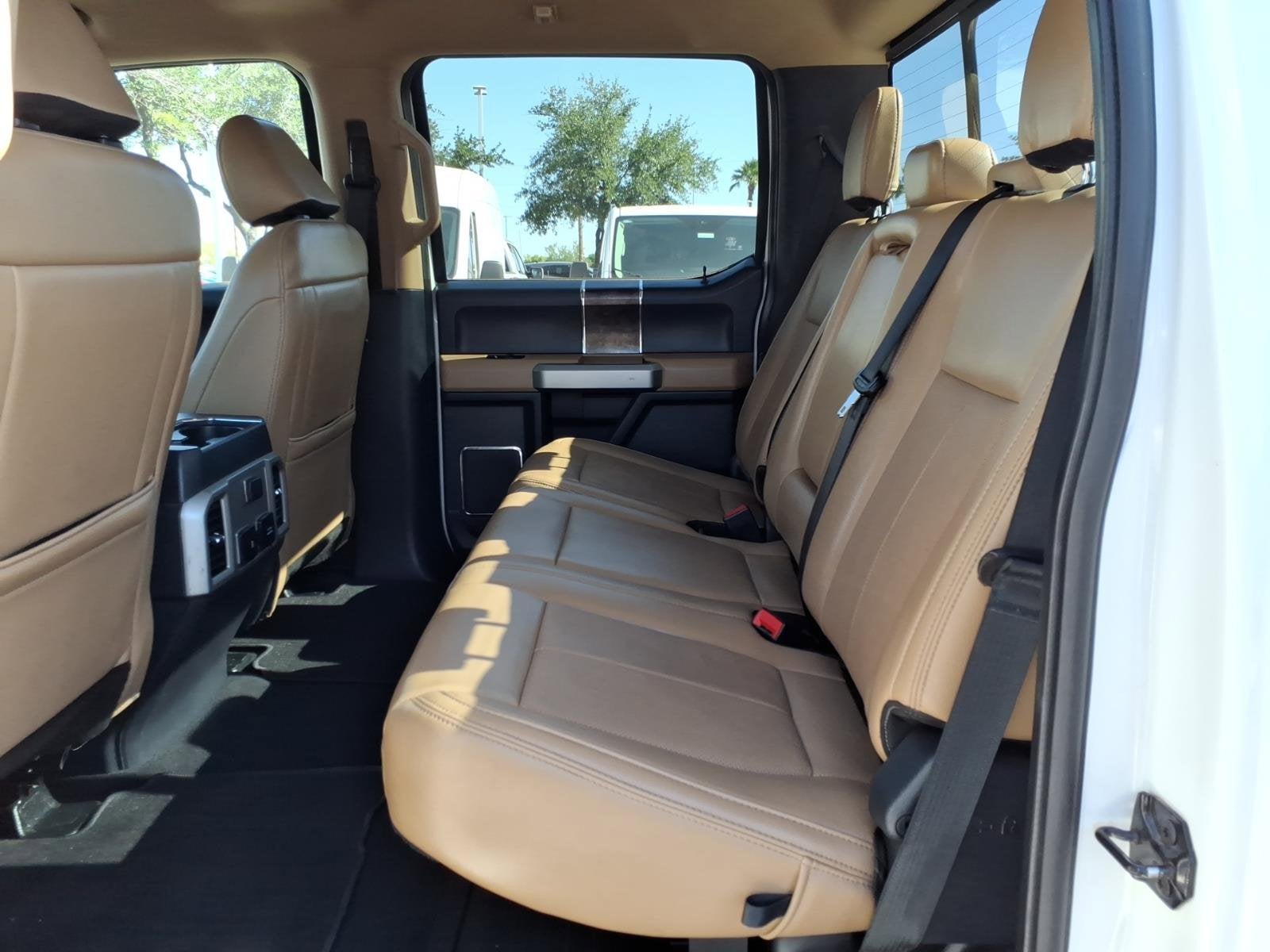2022 Ford Super Duty F-350 DRW LARIAT