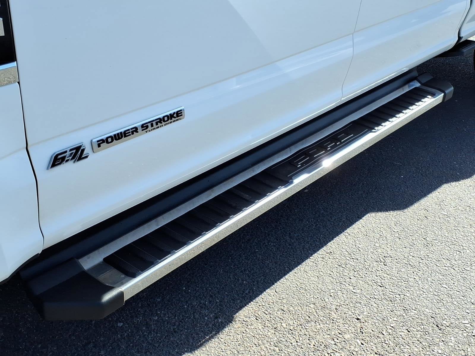 2022 Ford Super Duty F-350 DRW LARIAT