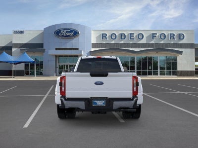 2026 Ford Super Duty F-450 DRW Base