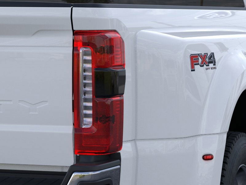 2026 Ford Super Duty F-450 DRW XLT