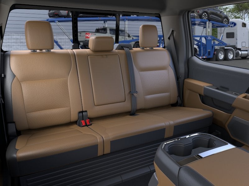 2026 Ford Super Duty F-450 DRW LARIAT