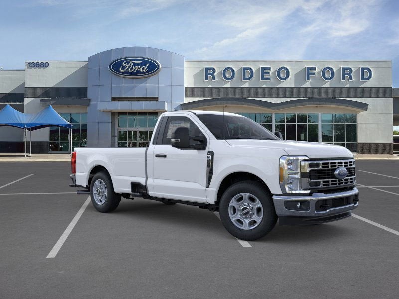 2026 Ford Super Duty F-250 SRW XLT