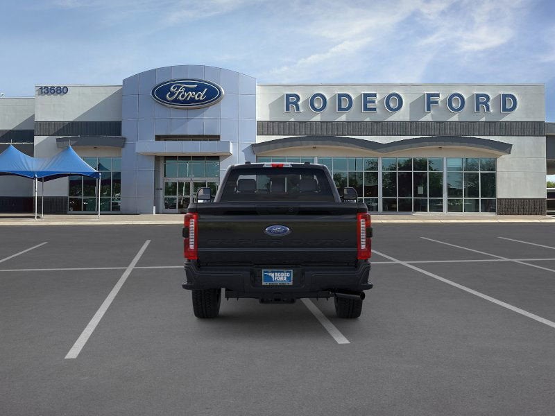 2025 Ford Super Duty F-350 SRW XL