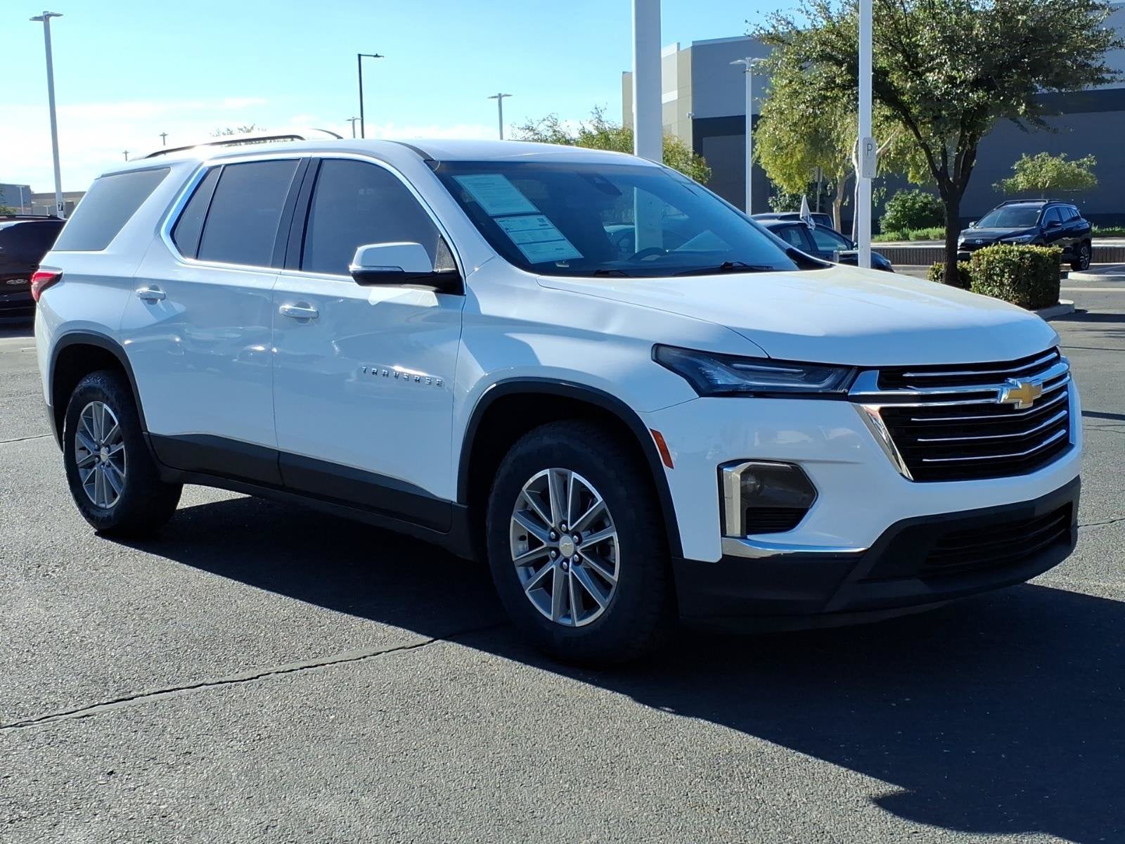 2023 Chevrolet Traverse LT Cloth