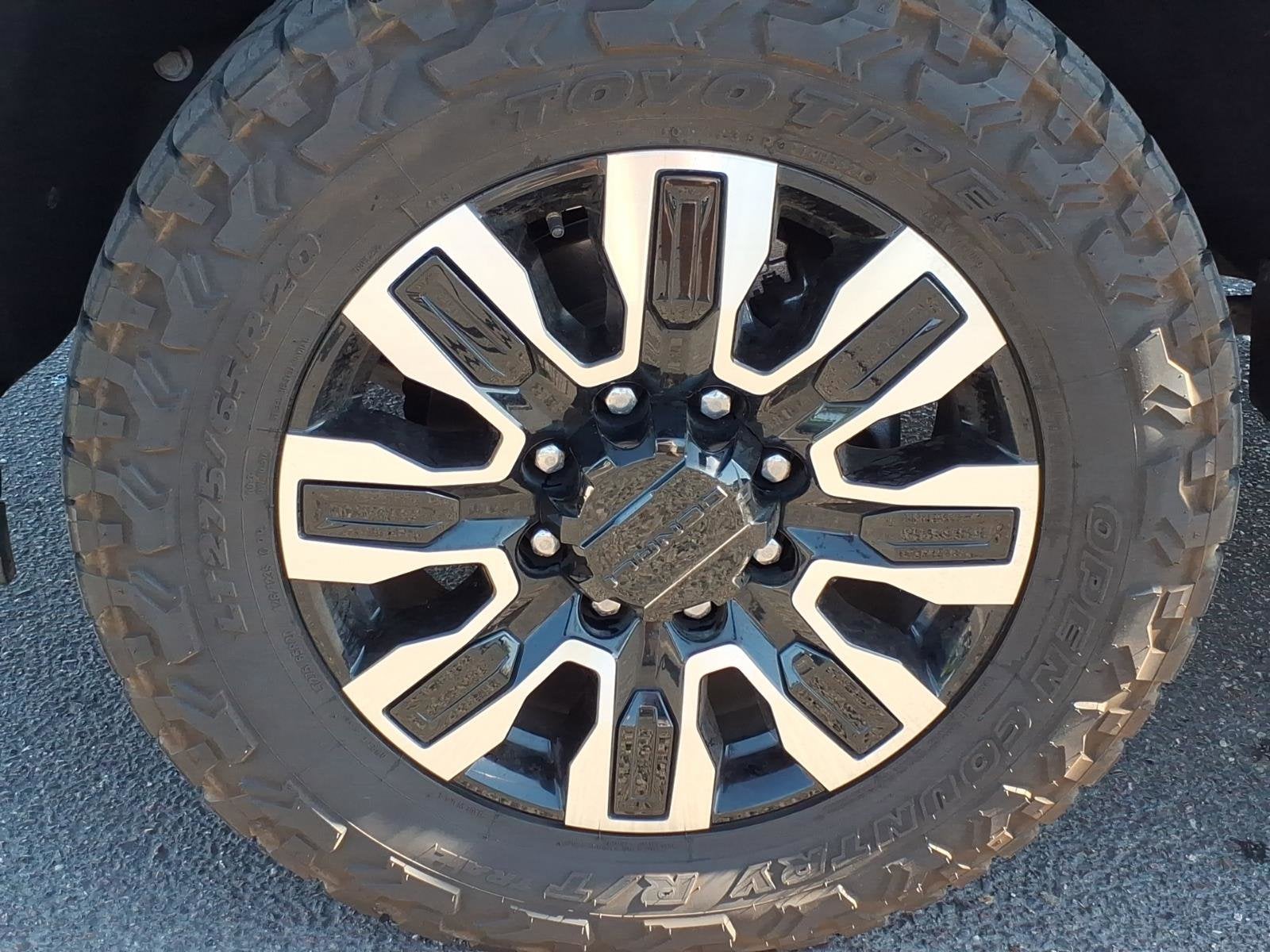 2024 GMC Sierra 3500HD Denali Ultimate