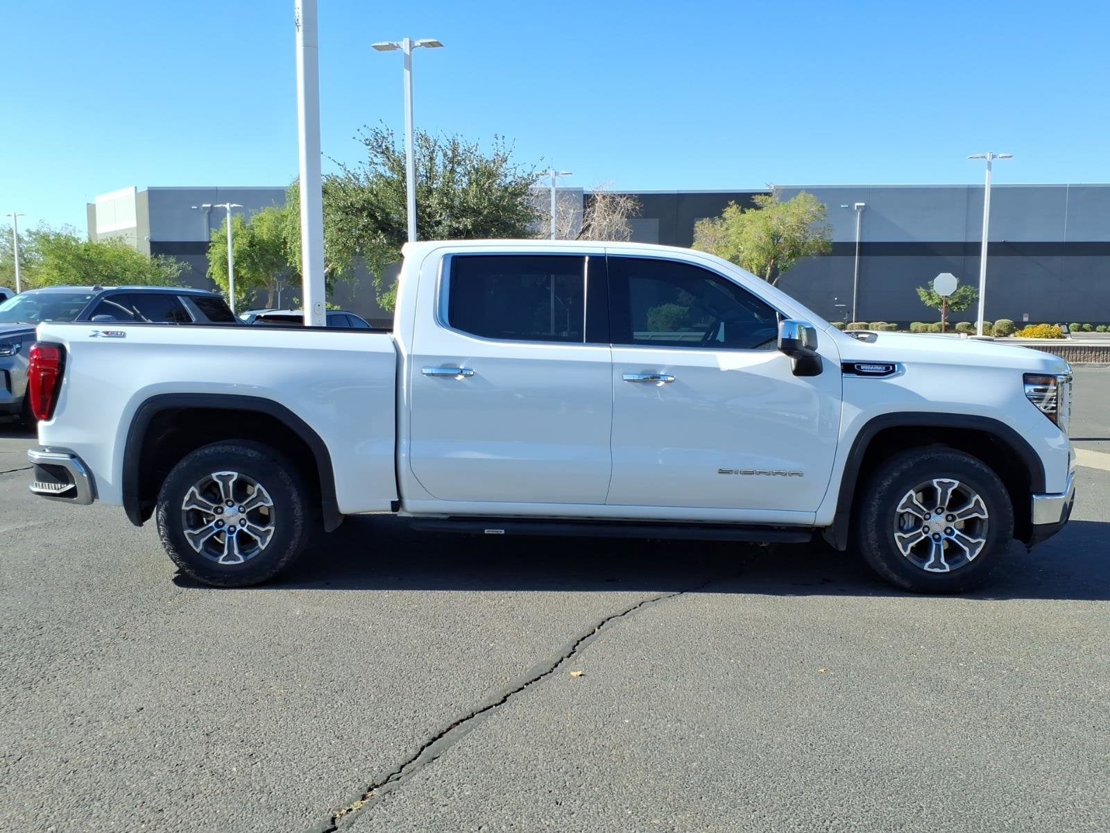 2023 GMC Sierra 1500 SLT