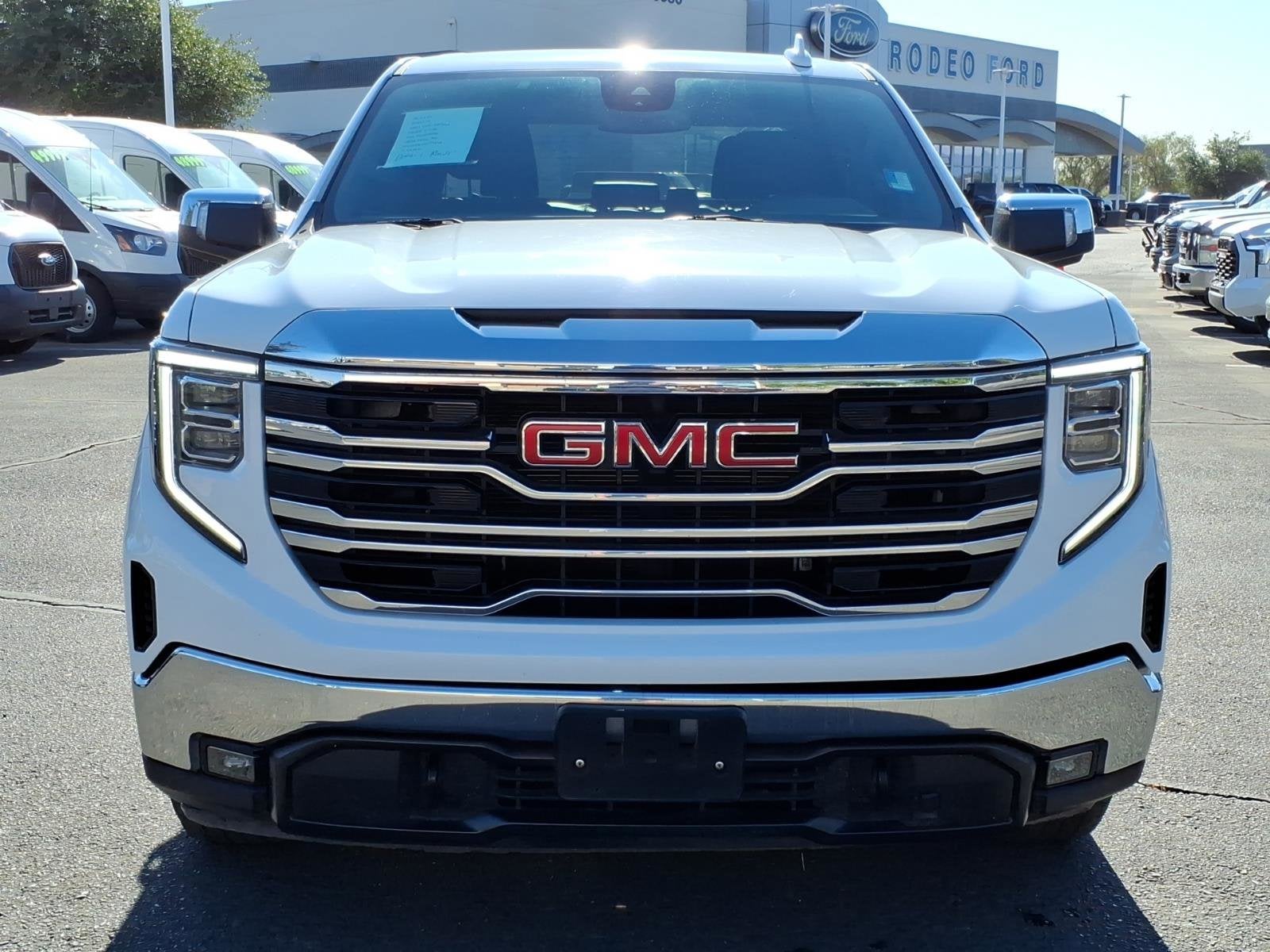2023 GMC Sierra 1500 SLT