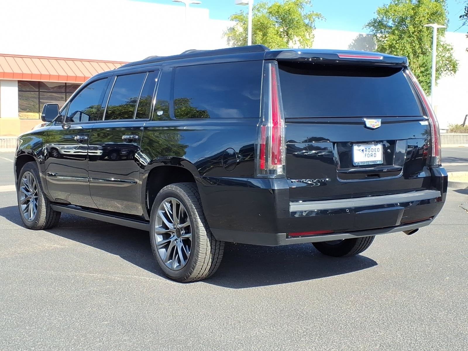 2019 Cadillac Escalade ESV Premium Luxury