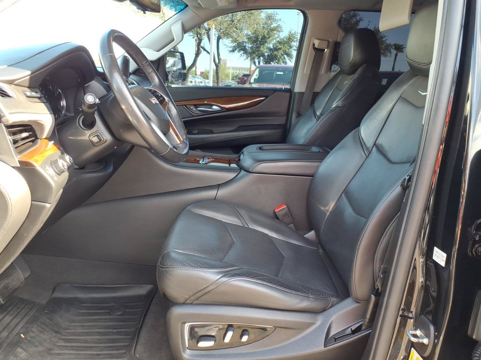 2019 Cadillac Escalade ESV Premium Luxury
