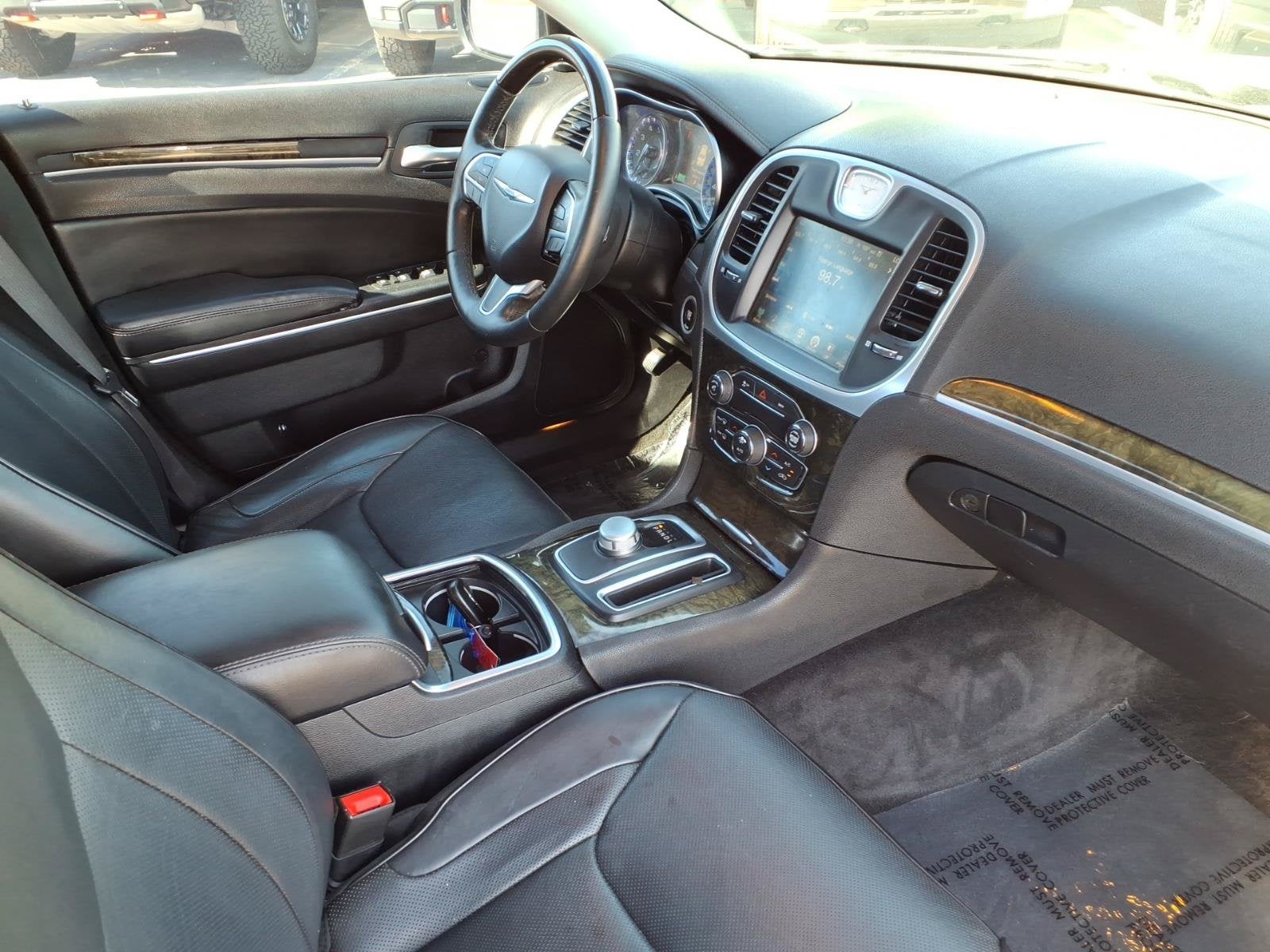 2016 Chrysler 300 300C