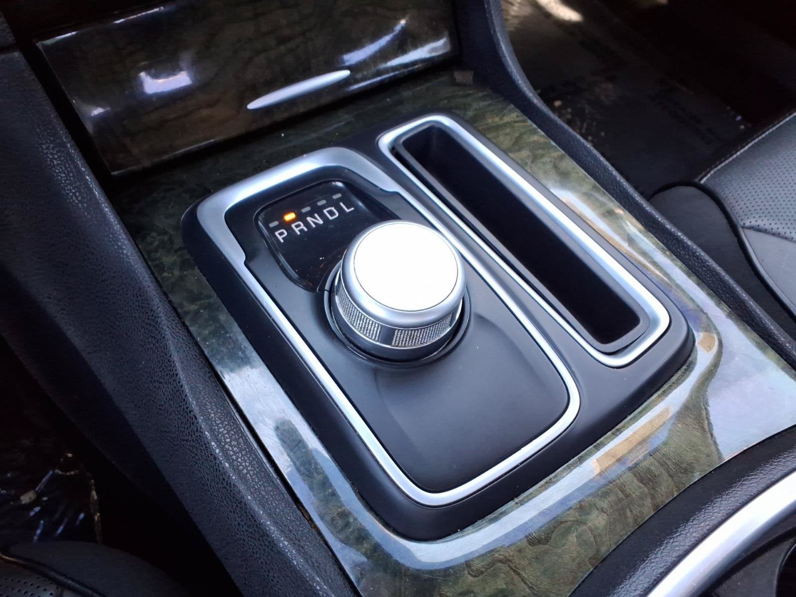 2016 Chrysler 300 300C