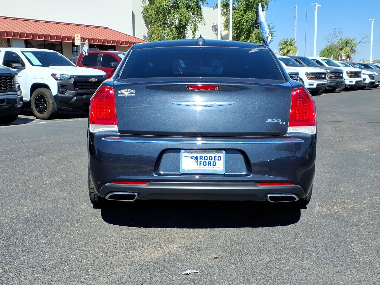 2016 Chrysler 300 300C