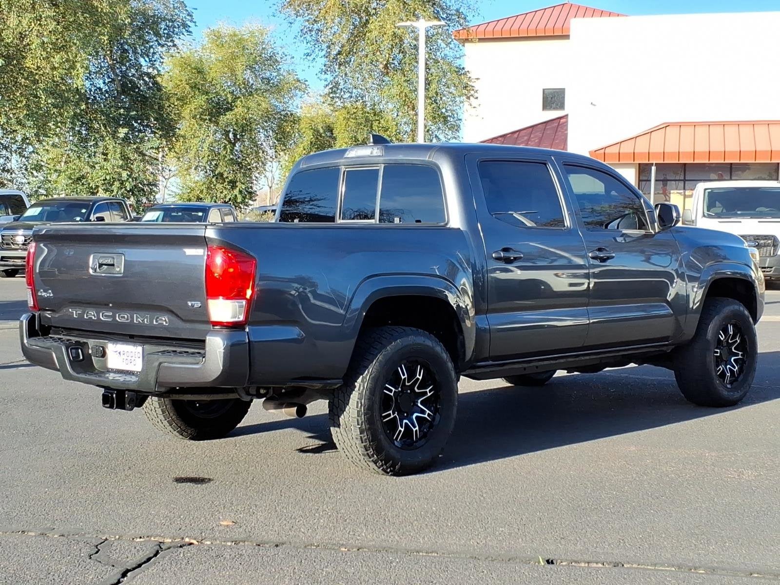 2022 Toyota Tacoma 4WD SR