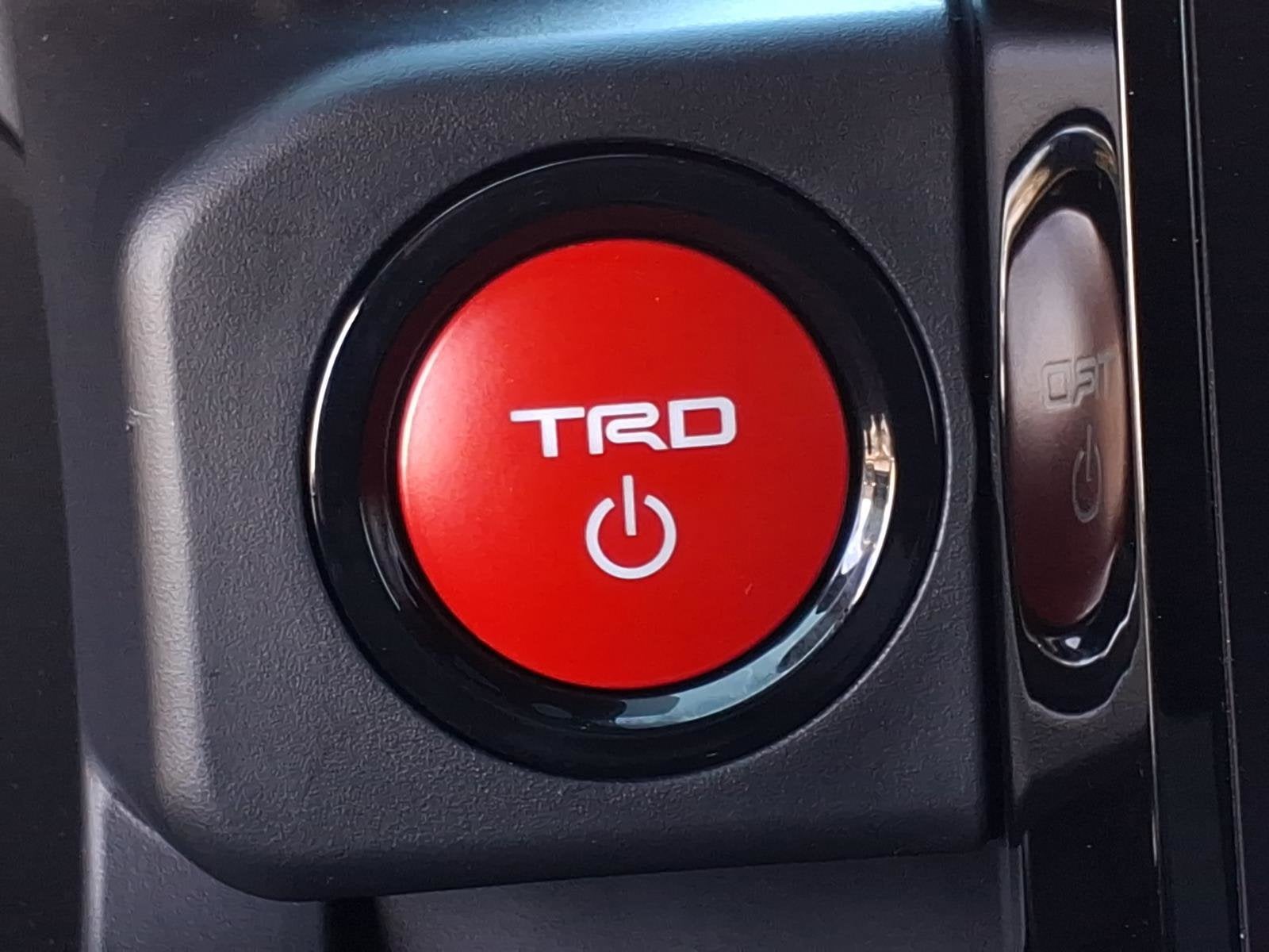 2024 Toyota Tacoma 4WD TRD Pro Hybrid