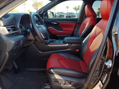 2023 Toyota Highlander XSE