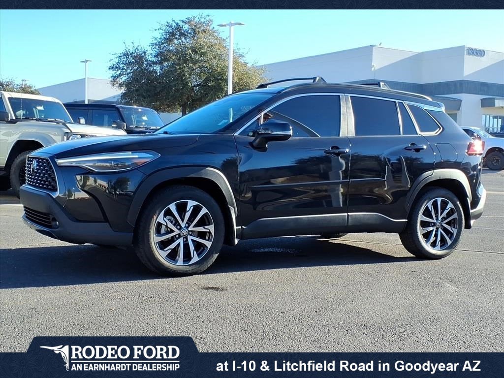 2023 Toyota Corolla Cross XLE