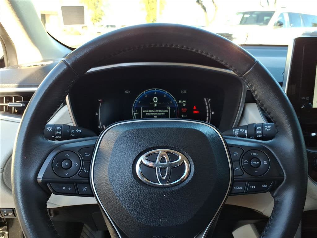 2023 Toyota Corolla Cross XLE
