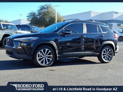 2023 Toyota Corolla Cross XLE