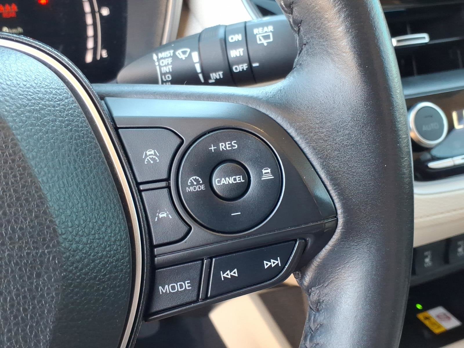 2023 Toyota Corolla Cross XLE