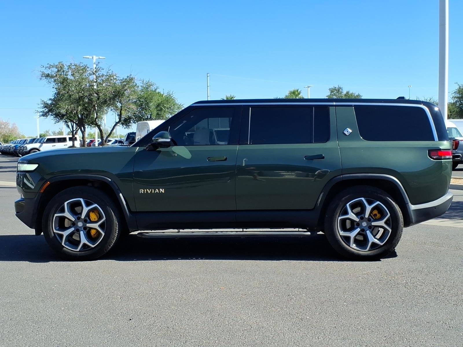 Used 2023 Rivian R1S Adventure with VIN 7PDSGABA4PN021827 for sale in Goodyear, AZ