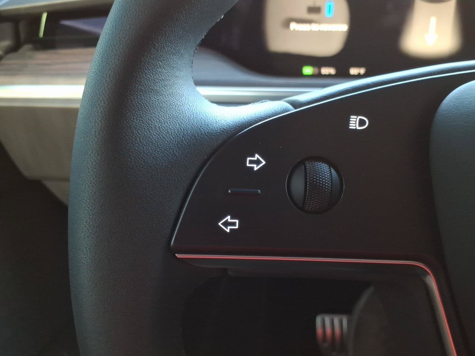 2024 Tesla Model X Base
