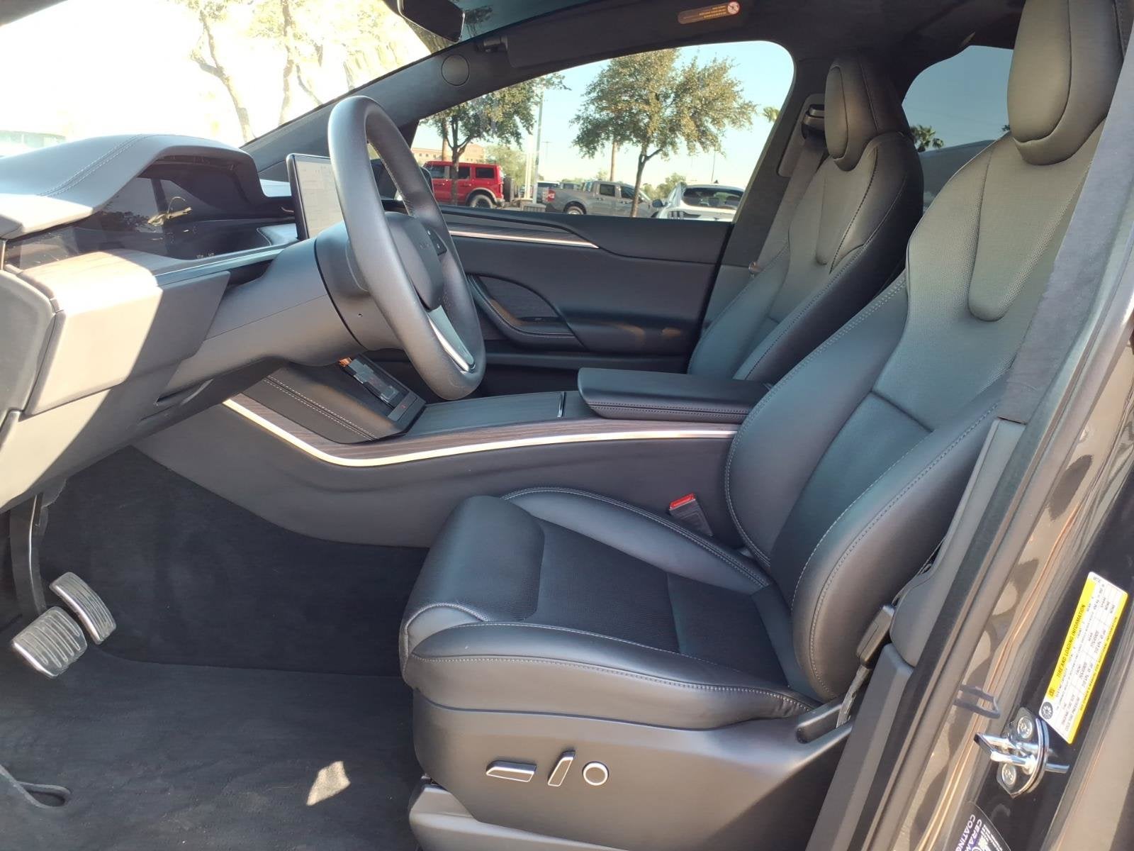 2024 Tesla Model X Base