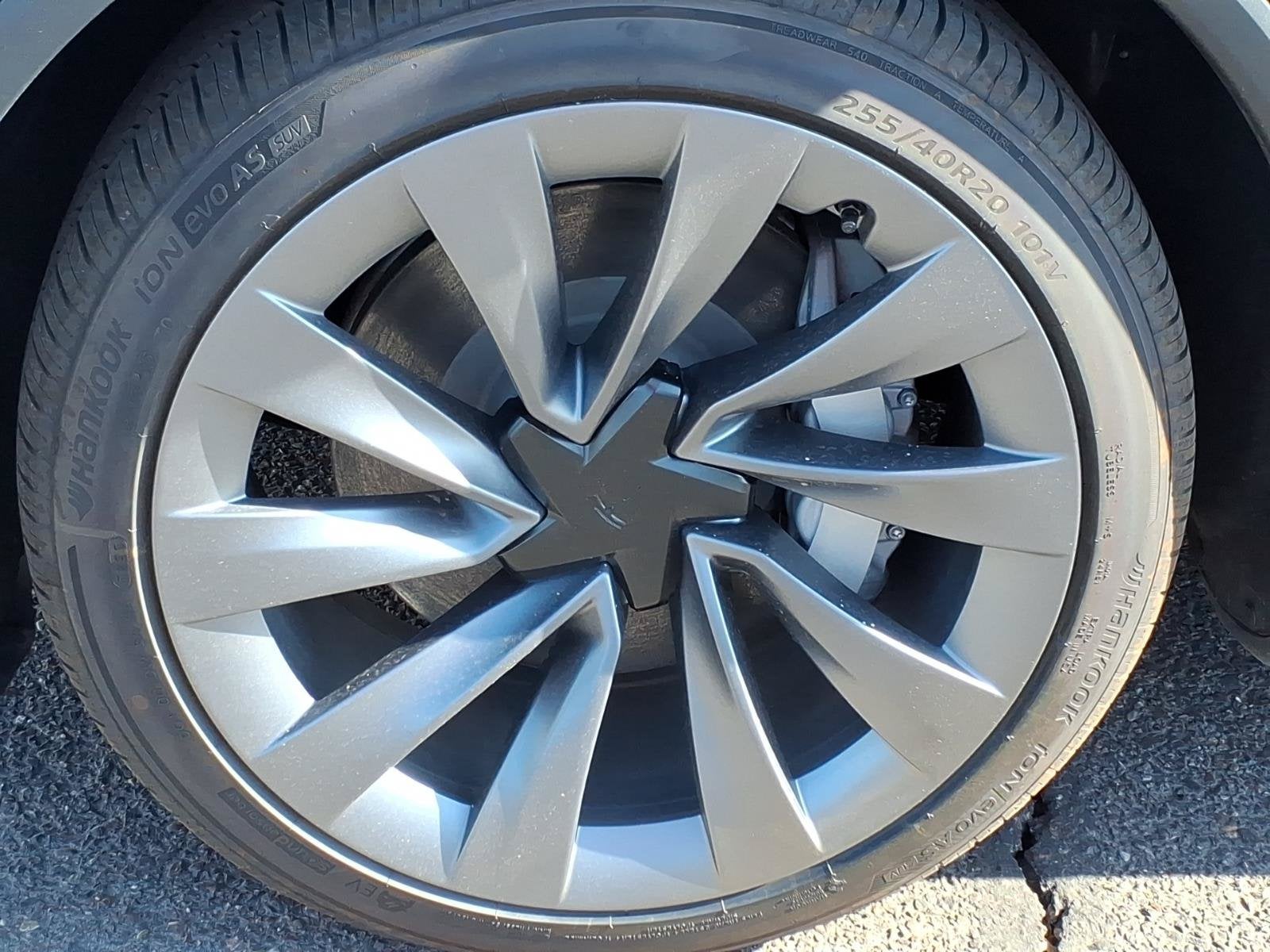 2026 Tesla Model Y Long Range