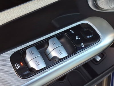 2023 Mercedes-Benz GLC GLC 300