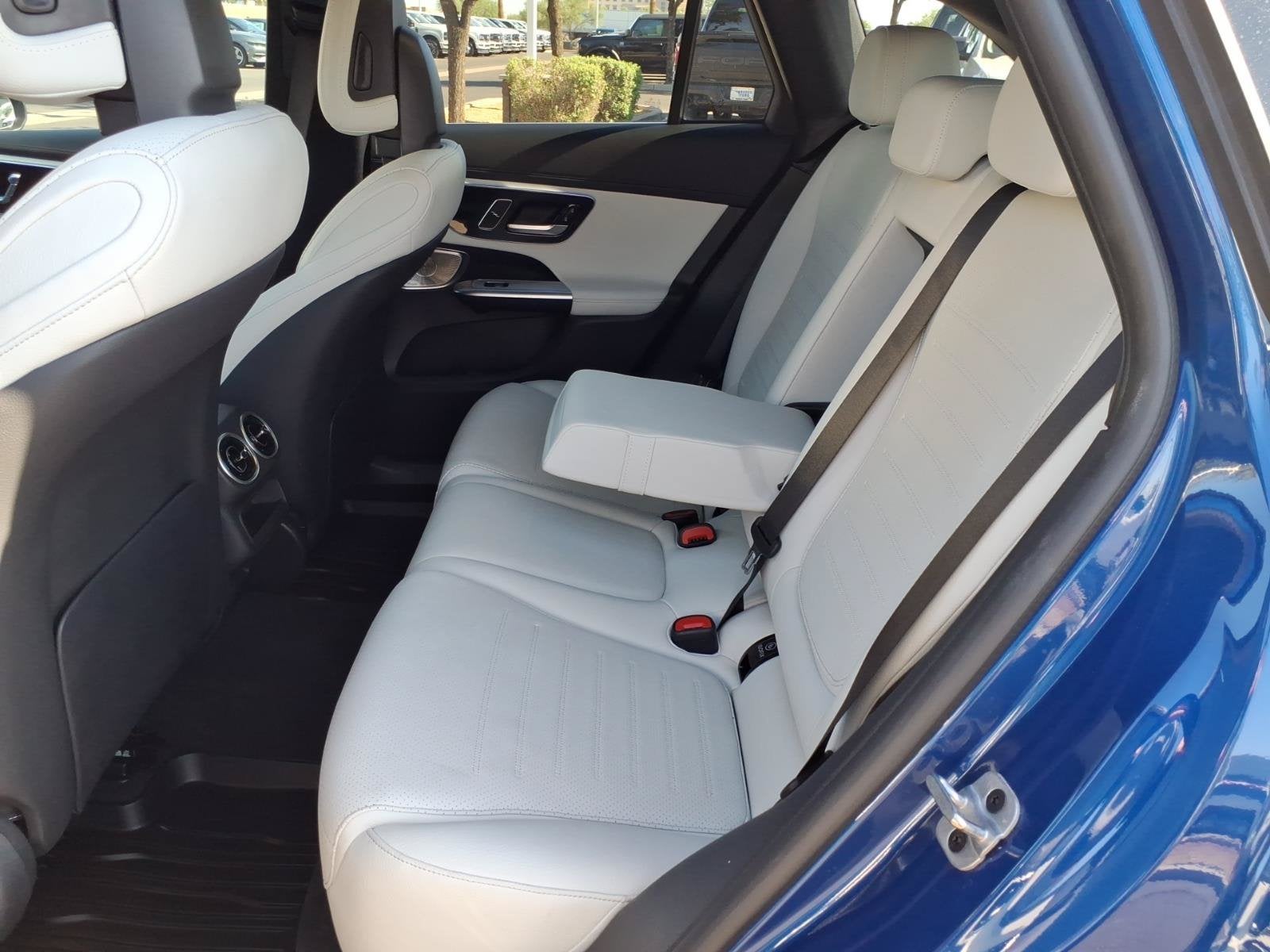 2023 Mercedes-Benz GLC GLC 300