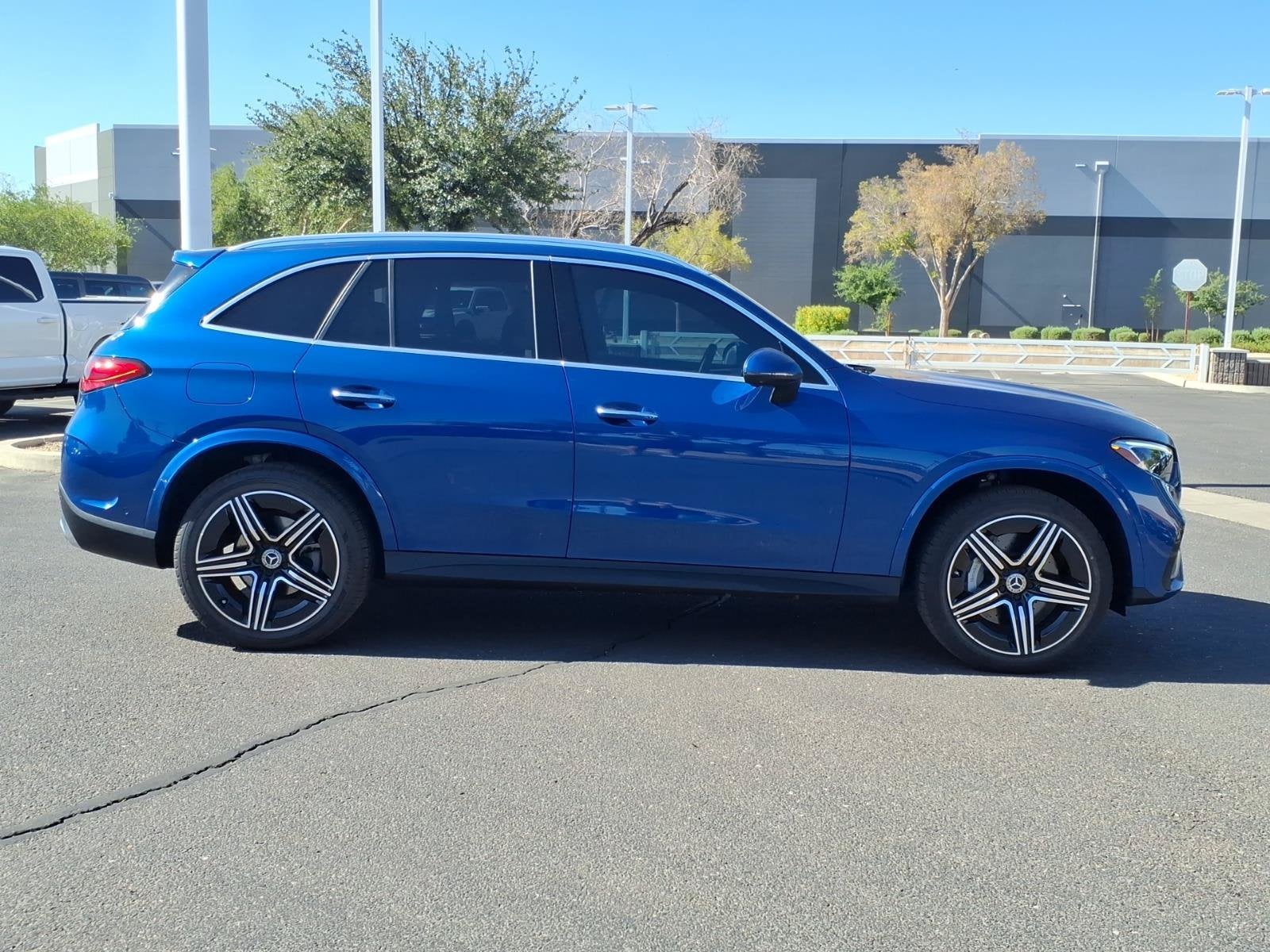 2023 Mercedes-Benz GLC GLC 300