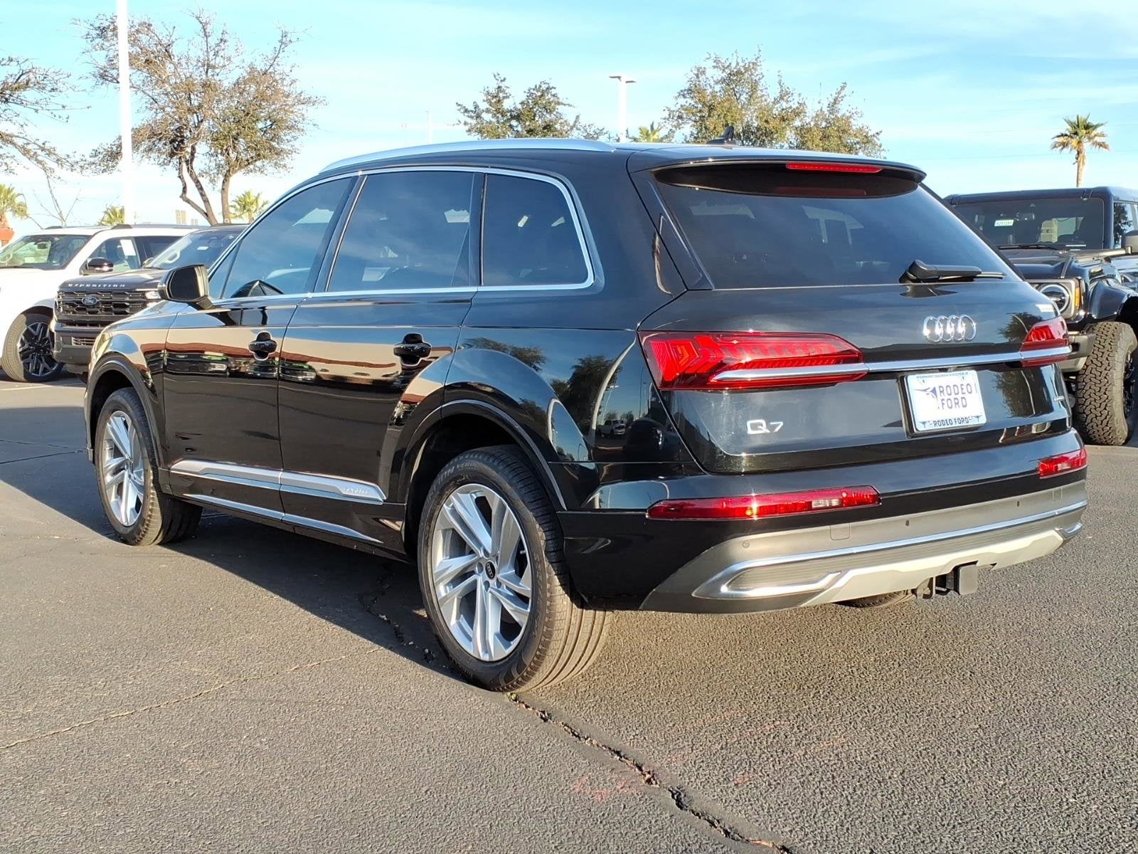 2023 Audi Q7 Premium